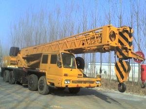 фото спецтехники в Сургуте